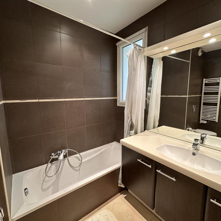 C028-Nice apartment with terrace - close to the beach - Appartement avec Terrasse - 15