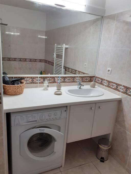 Appartement T2 mezzanine avec piscine. - Apartamento de 2 dormitorios - 7