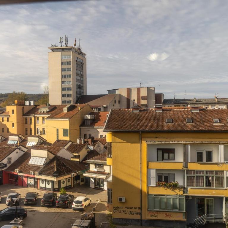 Olimpus Apartmani BD Banjaluka - Dvokrevetna Soba sa Bračnim Krevetom i Sopstvenim Kupatilom - 6