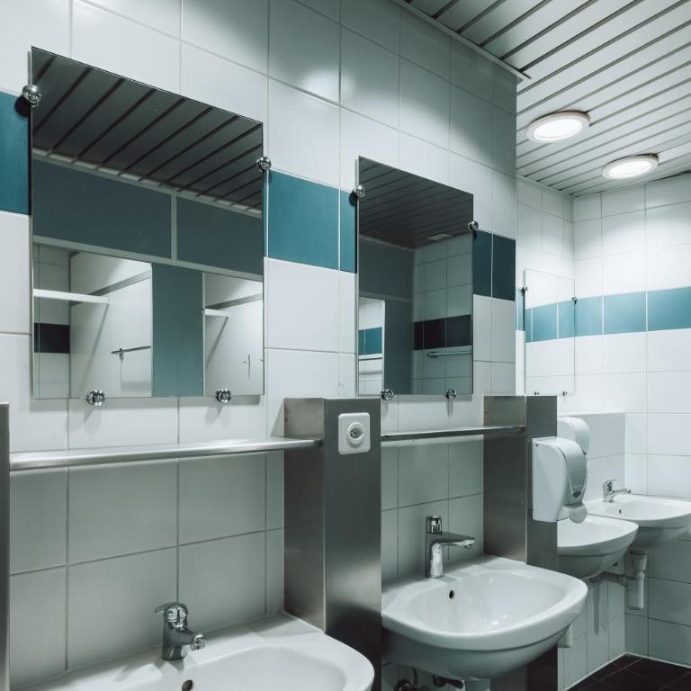 Vevey Hotel & Guesthouse - Chambre Double Standard avec Salle de Bains Commune - 22