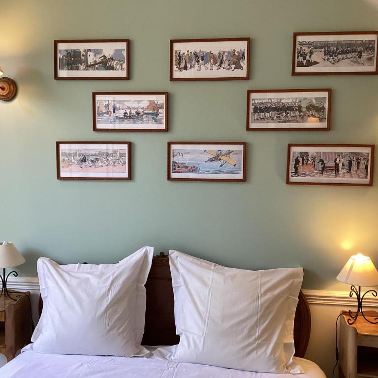 BED and BREAKFAST PARIS QUARTIER CHAMPS-ÉLYSÉES - Chambre Double avec Balcon - 7