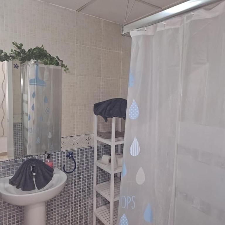 Garajonay studio apartment in the center of Torremolinos BY NAMASTE ELITE - Apartamento de 1 dormitorio - 14