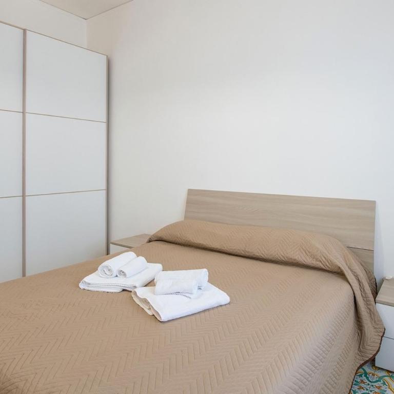 Casa Castagna - Two-Bedroom Apartment - 15