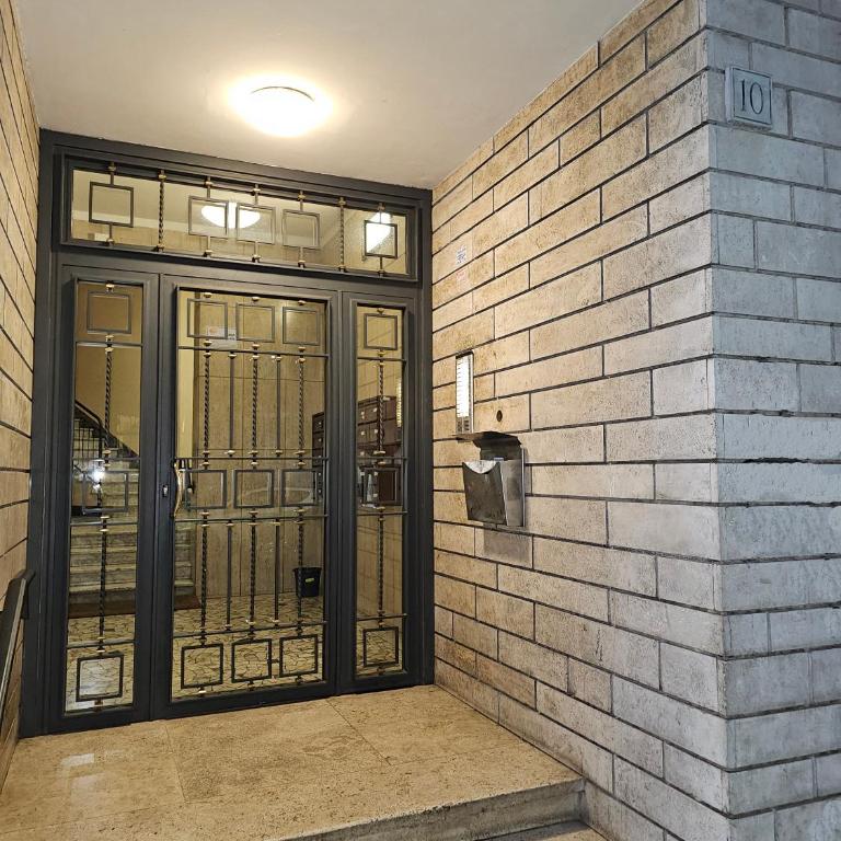 Terrace Penthouse - meospiti Penthouse - Three-Bedroom Apartment - 45
