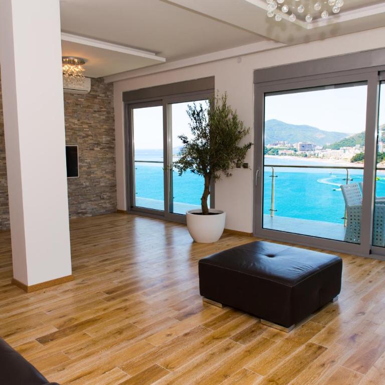 Hotel Ponta Nova - Three-Bedroom Apartment with Sea View - 7
