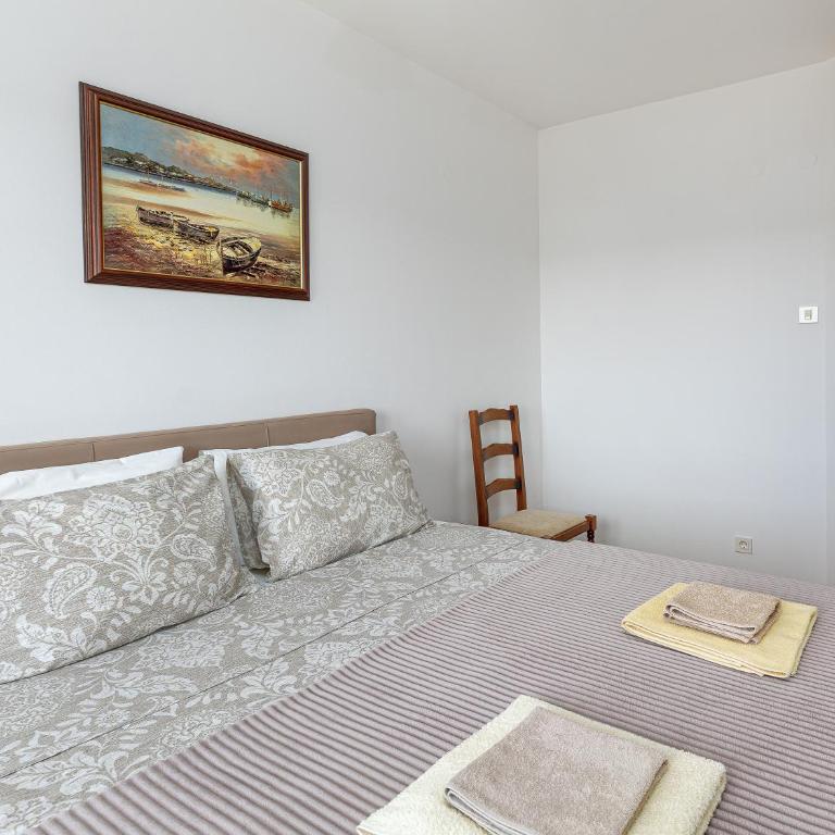 Tivat Center SeaView Apartment - Apartment with Sea View - 11