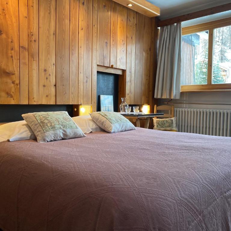 Hôtel les Lorès - Chambre Double ou Lits Jumeaux Supérieure - Vue sur Montagnes - 2