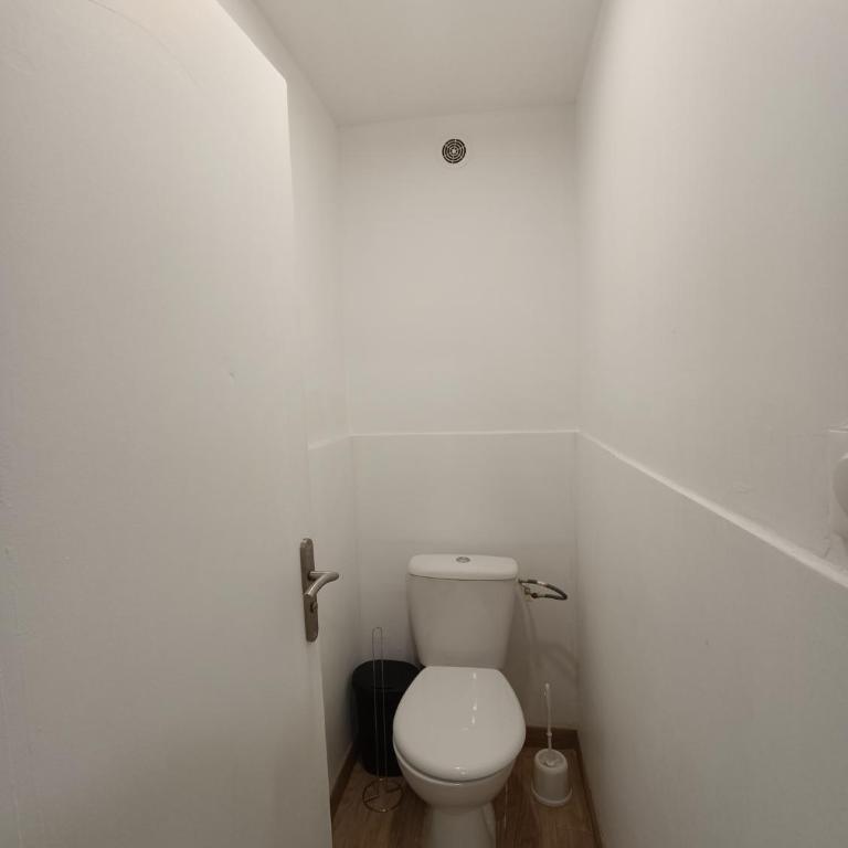T3 rénové avec cour, Intra Muros Avignon - Apartment mit 2 Schlafzimmern - 6
