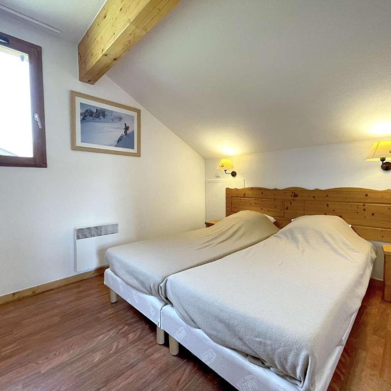 Chalet lumineux 3 pièces, 4 pers, proche remontées et pistes, balcon, parking, wifi gratuit - FR-1-525-270 - Chalet - 3