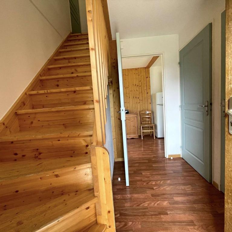 Chalet lumineux 3 pièces, 4 pers, proche remontées et pistes, balcon, parking, wifi gratuit - FR-1-525-270 - Chalet - 5