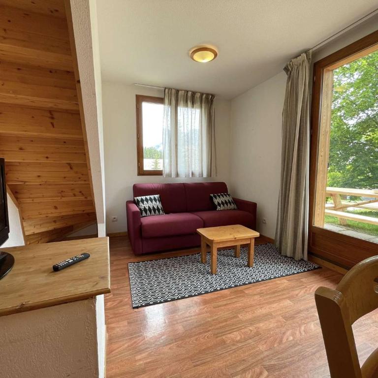 Chalet lumineux 3 pièces, 4 pers, proche remontées et pistes, balcon, parking, wifi gratuit - FR-1-525-270 - Chalet - 6