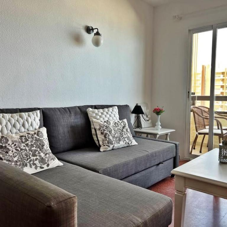 Primera línea de playa con vistas al mar - One-Bedroom Apartment - 4