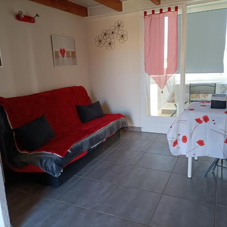 L'Appart de Karine et Nico - Appartement - Vue sur Piscine - 13