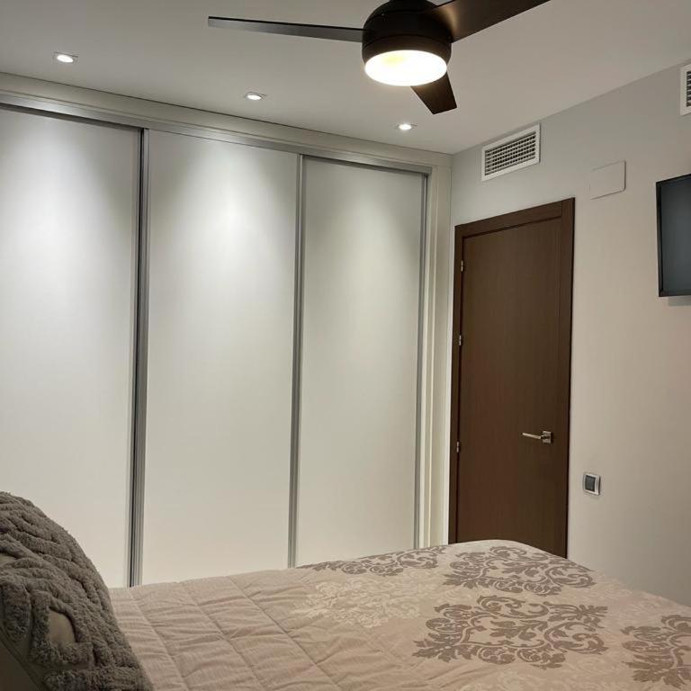 TECNOCORDOBA II aparcamiento privado gratuito y piscina - Apartamento de 1 dormitorio - 8