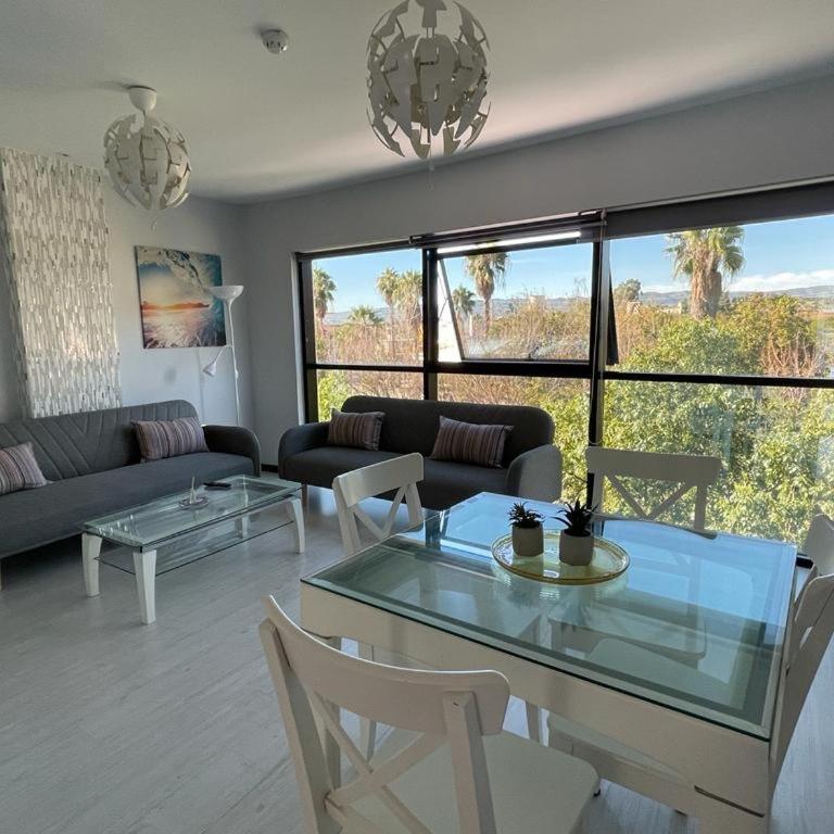 TECNOCORDOBA II aparcamiento privado gratuito y piscina - Apartamento de 1 dormitorio - 1