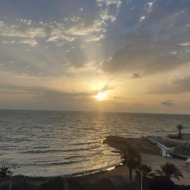 Apartamento con vistas al mar. - Two-Room Apartment - 17