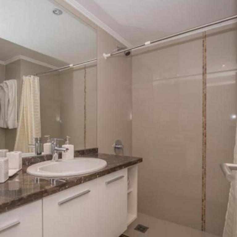 Espectacular Monoambiente Nuevo en Place Lafayette piso 7 Punta del Este - Studio - 10