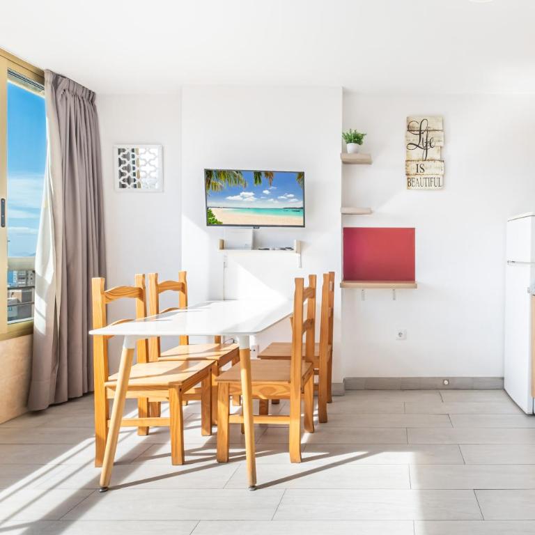Acuarium 3-19-E Apartment Levante Beach - Apartamento de 2 dormitorios - 16