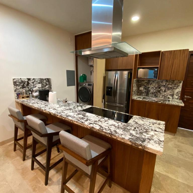 Luxury 2 bedroom apt 3 min away from the boardwalk/malecon - Apartamento de 2 dormitorios - 9