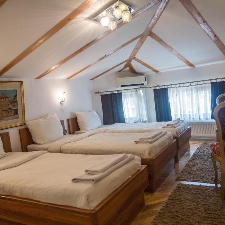Hotel Herc Sarajevo - Trokrevetna Soba - 2