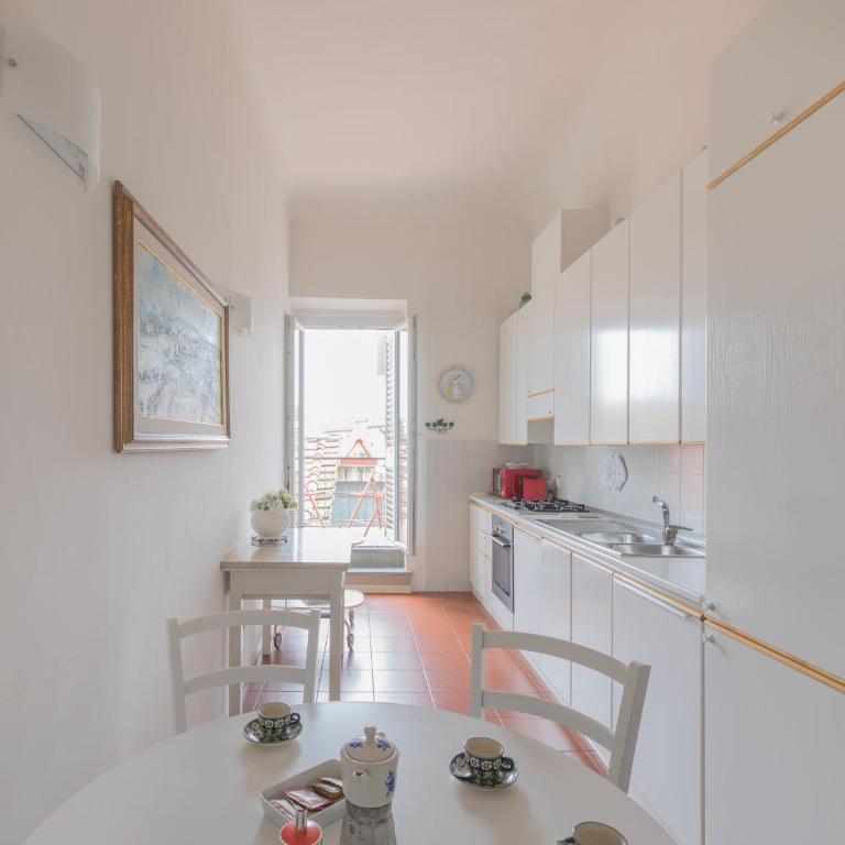 A touch of History, in Santa Reparata - Appartamento con 3 Camere da Letto - 32