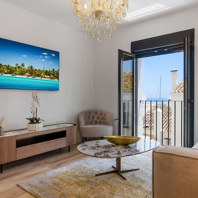 6 Luxury sea View Puerto Banus - Two-Bedroom Apartment - 3