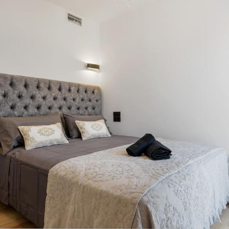 6 Luxury sea View Puerto Banus - Two-Bedroom Apartment - 14