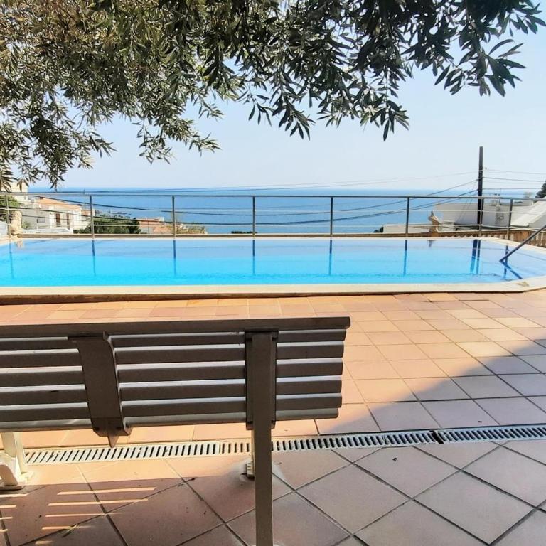 Apartamento familiar con piscina, jardín y terrazas - Llançà - ES-170-22 - Apartamento - 10