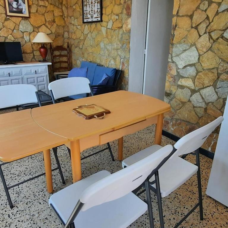 Apartamento familiar frente al mar con jardín, barbacoa, aparcamiento y mascotas permitidas - ES-170-70 - Apartamento - 7