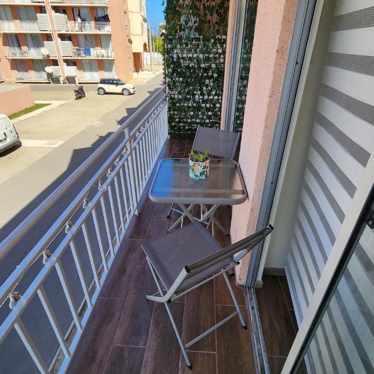 Departamento grande cerca de la playa La Serena - Three-Bedroom Apartment - 2
