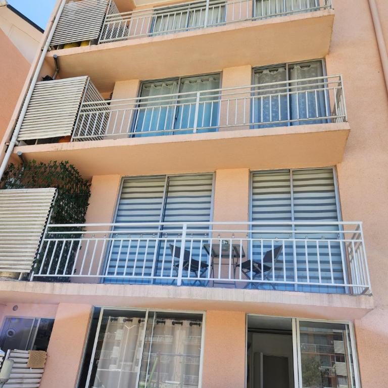 Departamento grande cerca de la playa La Serena - Three-Bedroom Apartment - 17