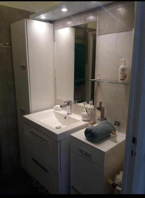 En plein coeur de Nice - Appartement 1 Chambre - 9
