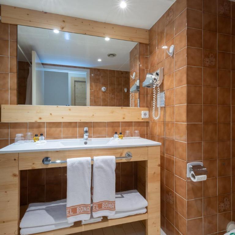 Hotel Bonavida - Habitación Doble - 1 o 2 camas - 5