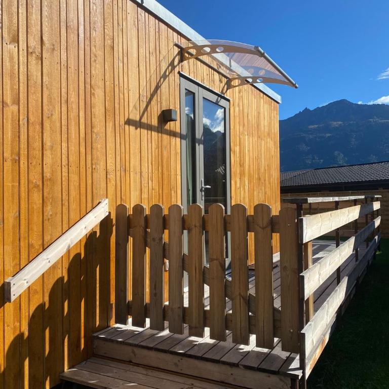 Unique Tiny Eco Lodges with gorgeous views to Jungfrau Massiv - One-Bedroom House - 28