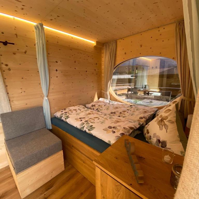 Unique Tiny Eco Lodges with gorgeous views to Jungfrau Massiv - One-Bedroom House - 2