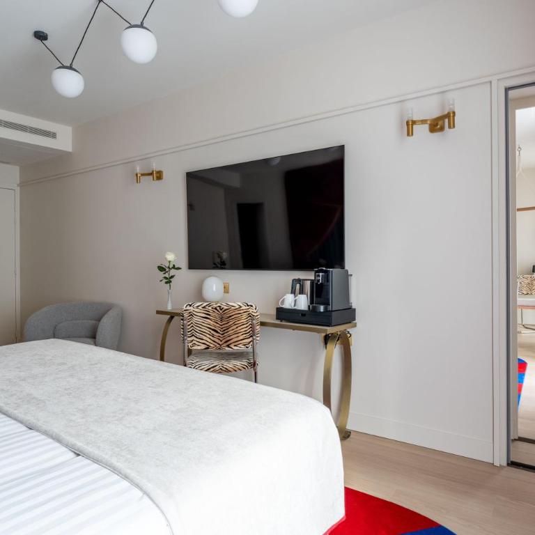Hotel Astra Opera - Astotel - Hébergement Communicant Supérieur - 2 Chambres - 4