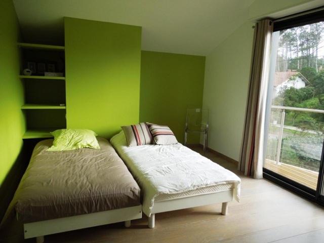 Hossegor Villa LA DESIRADE très belle villa avec piscine et jardin clos idéalement située entre lac et océan, à enviro - Maison 5 Chambres - 9