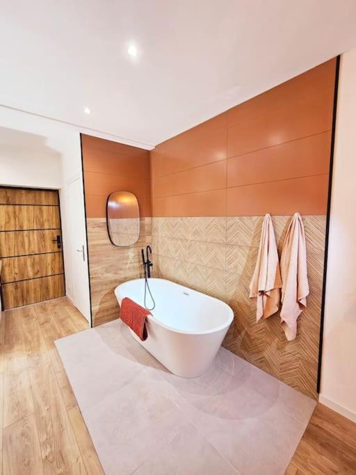 Suite parentale avec parking - Appartamento con 1 Camera da Letto - 6