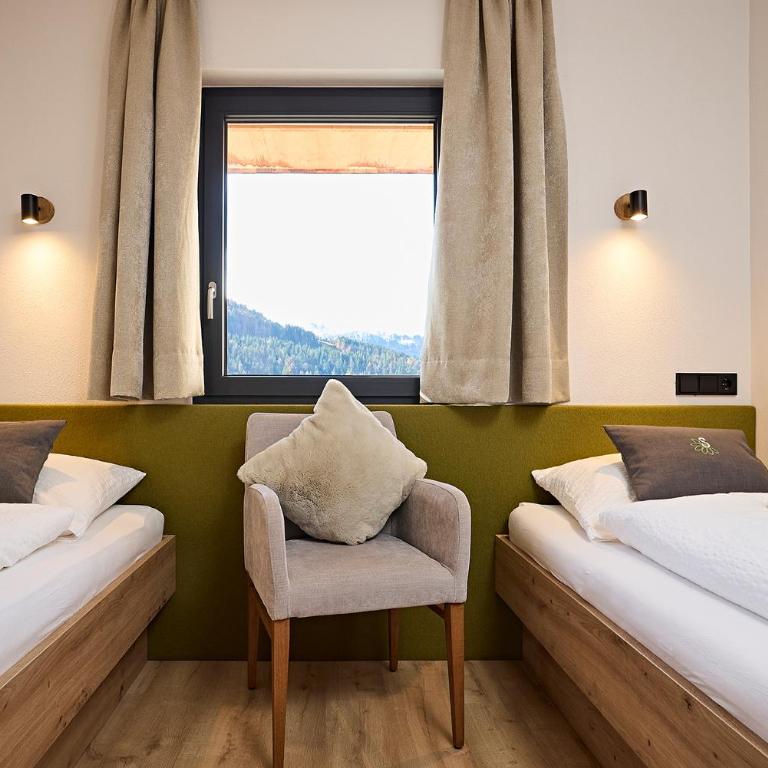 Siplinger Suites - Ferienwohnungen - Sauna und Fitness - Deluxe Apartment mit Balkon und 2 Schlafzimmern - 5
