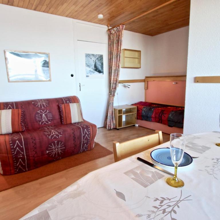 Studio spacieux 2 places proche pistes avec balcon - FR-1-340-18 - Studio - 4