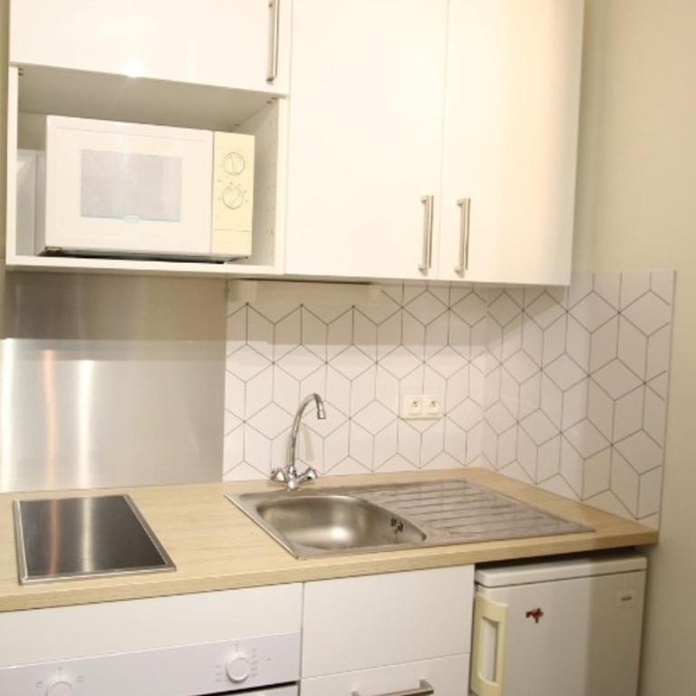 Studio spacieux 2 places proche pistes avec balcon - FR-1-340-18 - Studio - 9