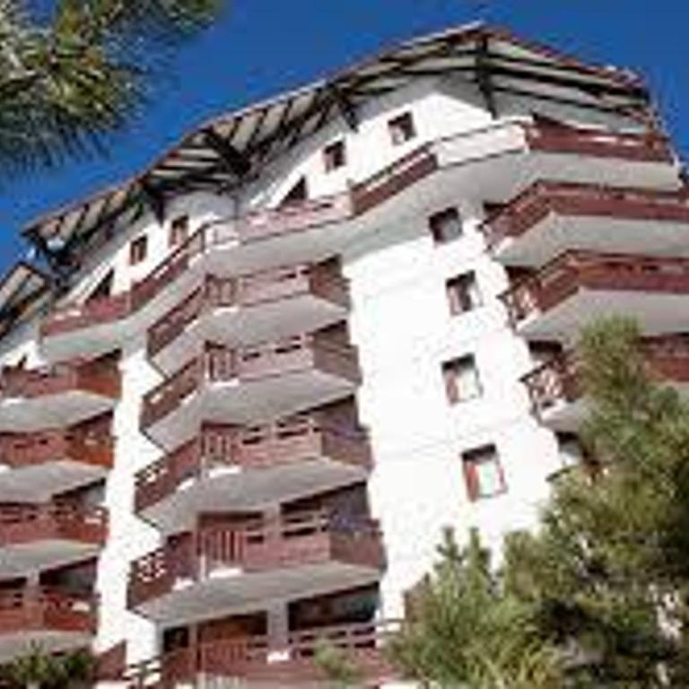 Appartement skis aux pieds avec parking à La Tania - Apartment mit 1 Schlafzimmer - 6