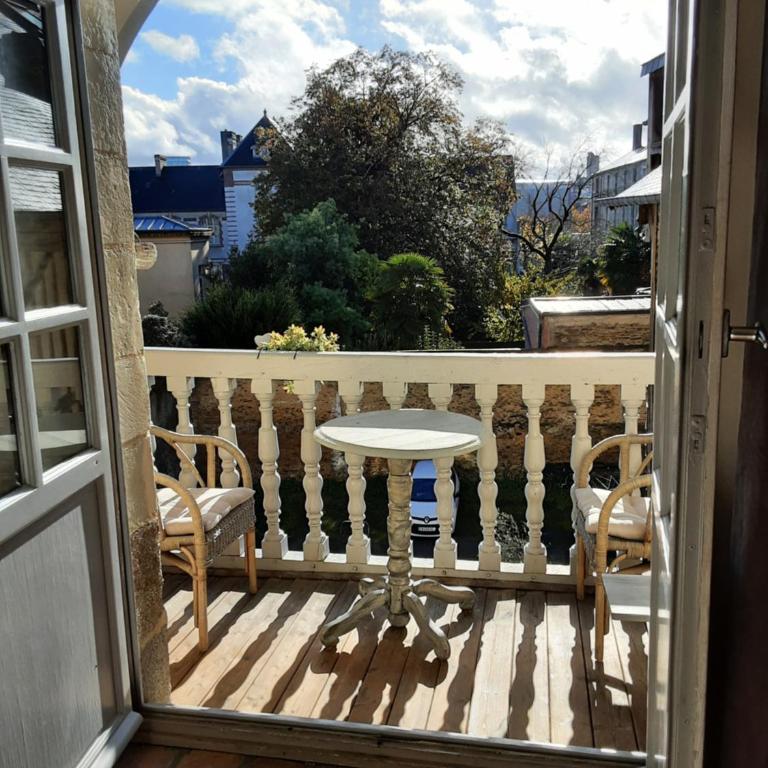 Gite Du Passant Rennais avec balcon sur cour - Apartment with Balcony - 6
