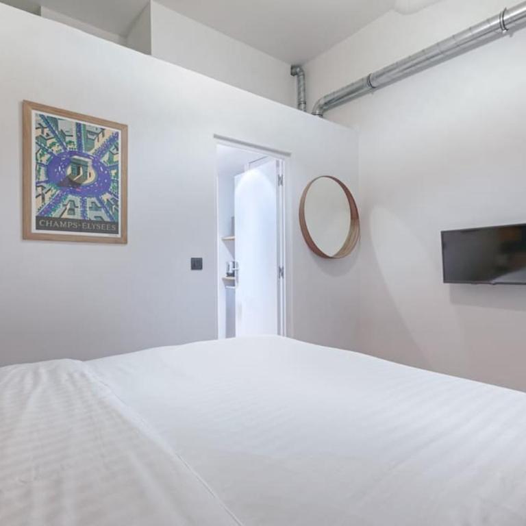 Cozy Duplex 6P - Arc de Triomphe - Two-Bedroom Apartment - 6