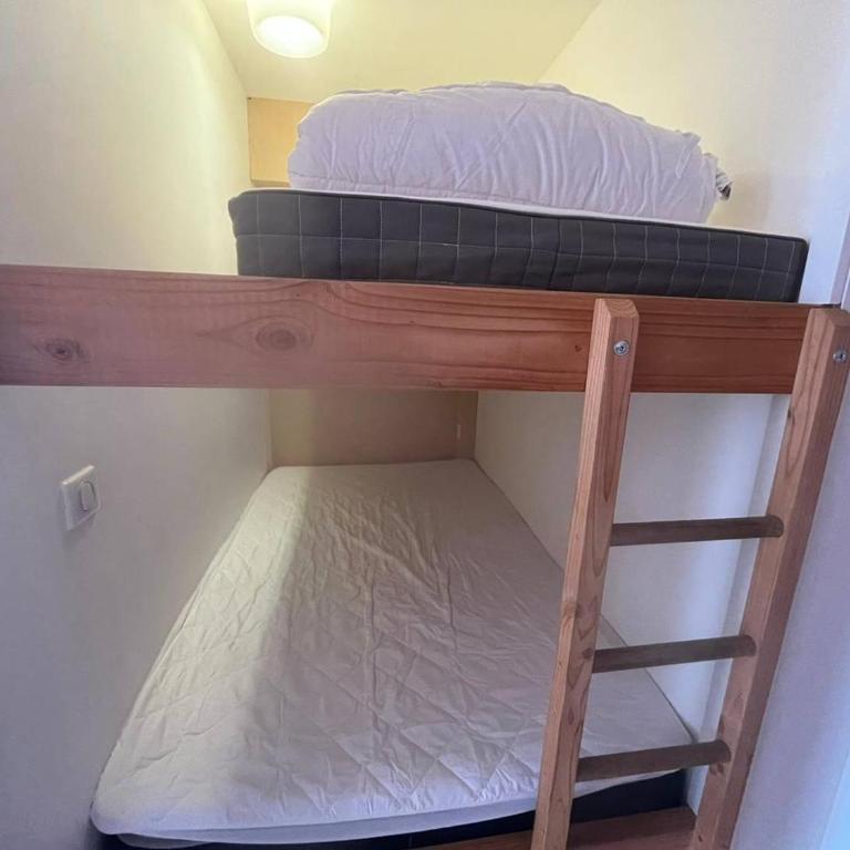 Appartement lumineux avec vue sur le lac, parfait pour se détendre - Apartment mit 1 Schlafzimmer - 10