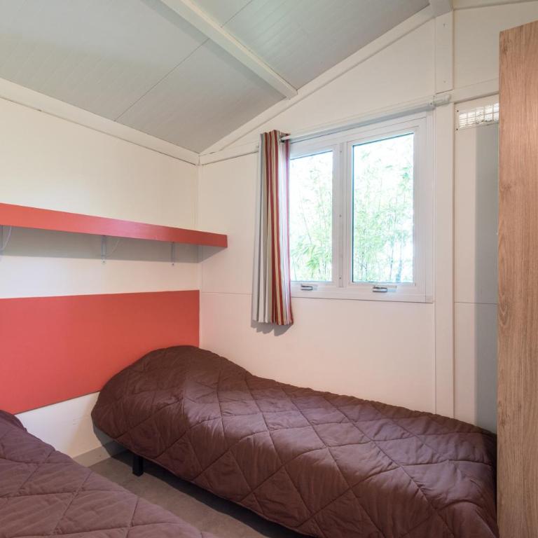 Camping La Pinède Enchantée - Gîte (4 Adultes) - 4