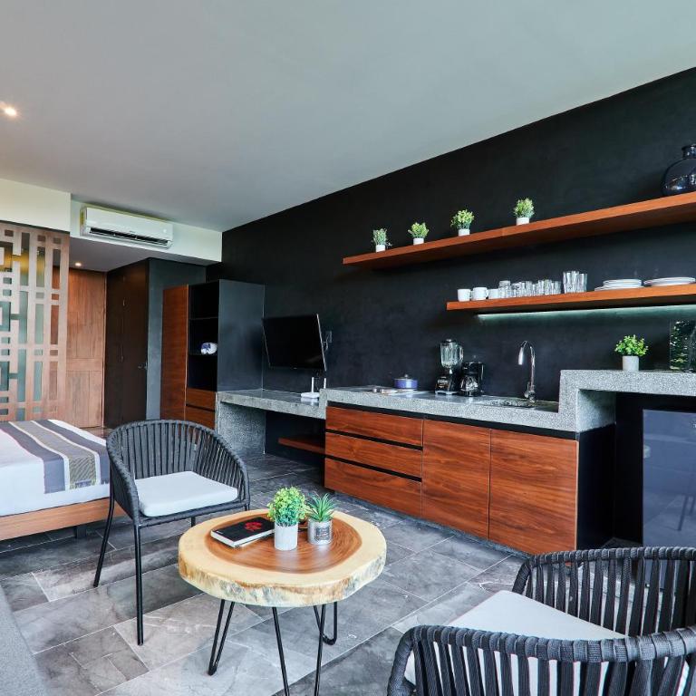 James Bond - Centric studio & Private Plunge Pool & Beach club access - Apartamento con balcón - 10