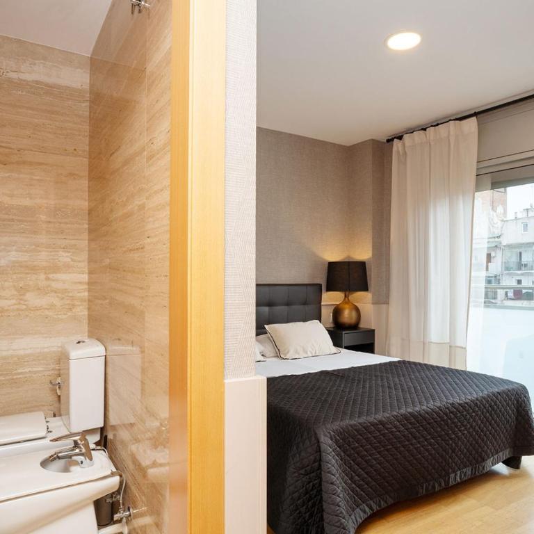 Modern apartment near Pl. España - Apartamento de 2 dormitorios - 14