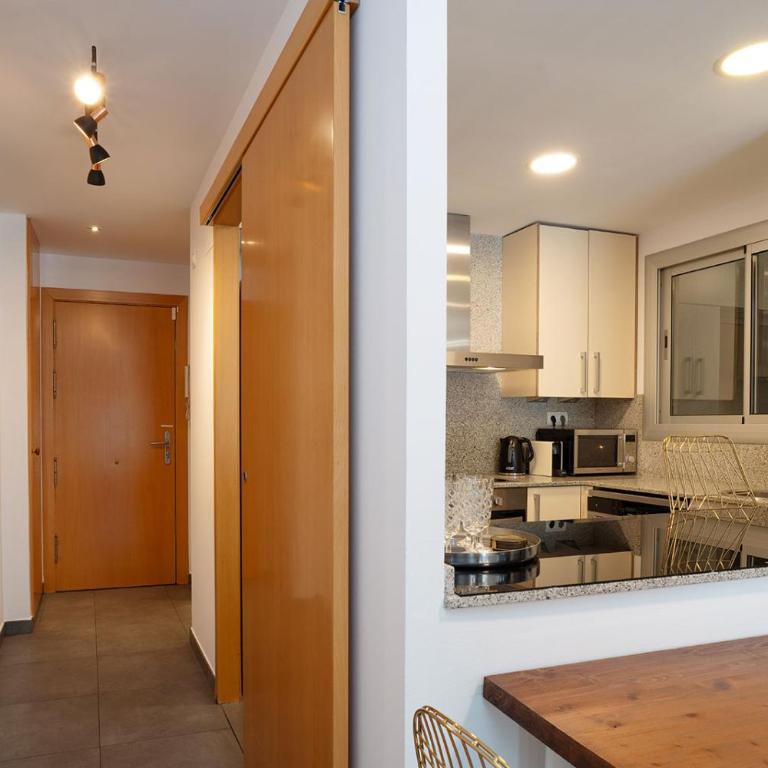 Modern apartment near Pl. España - Apartamento de 2 dormitorios - 20