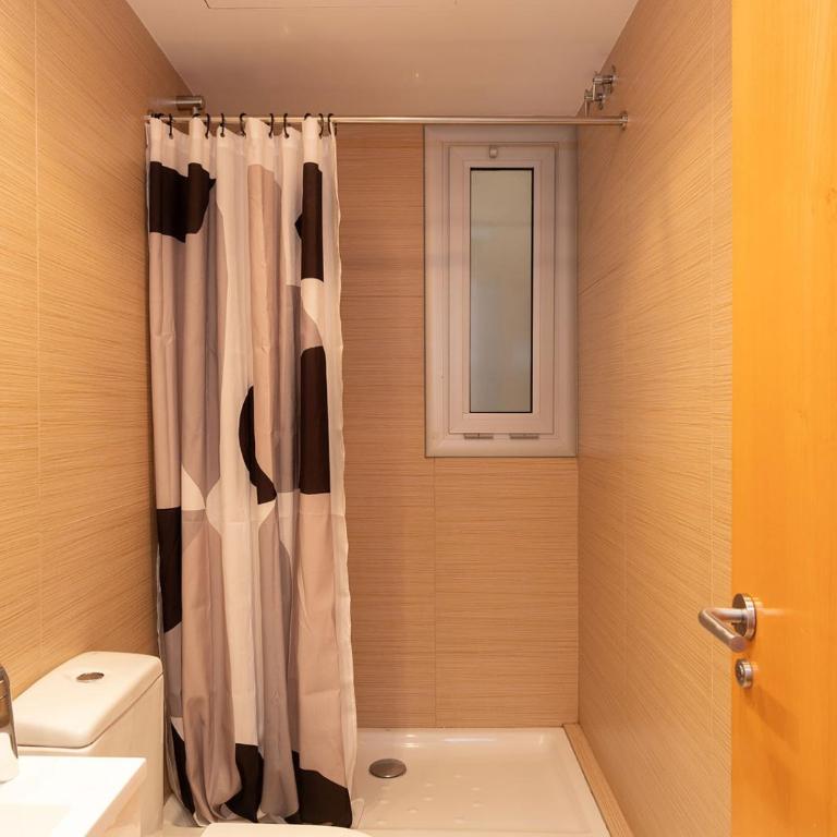 Modern apartment near Pl. España - Apartamento de 2 dormitorios - 28